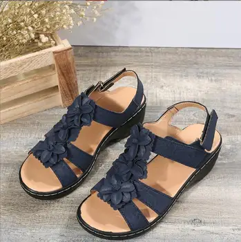 Женская обувь Лета 2022, модные сандалии с круглым носком в цветочек, женские сандалии на платформе и танкетке, женские римские удобные сандалии