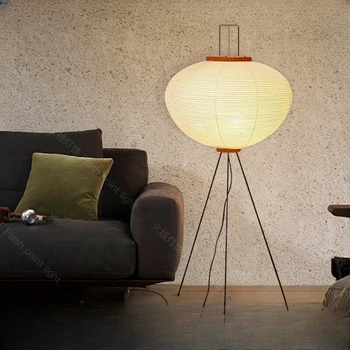 Торшер в японском стиле креативное украшение Бумажная лампа Ногучи Ен Суан в углу гостиной, диван, прикроватная тумбочка в спальне