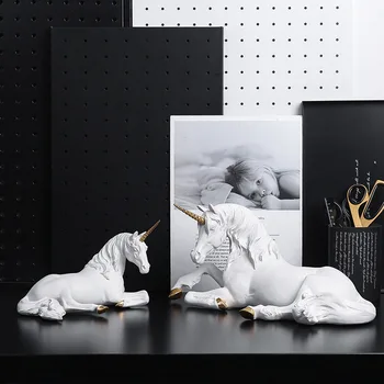 Фигурки Скандинавских животных из смолы Статуя Лошади Единорога для украшения домашнего офиса